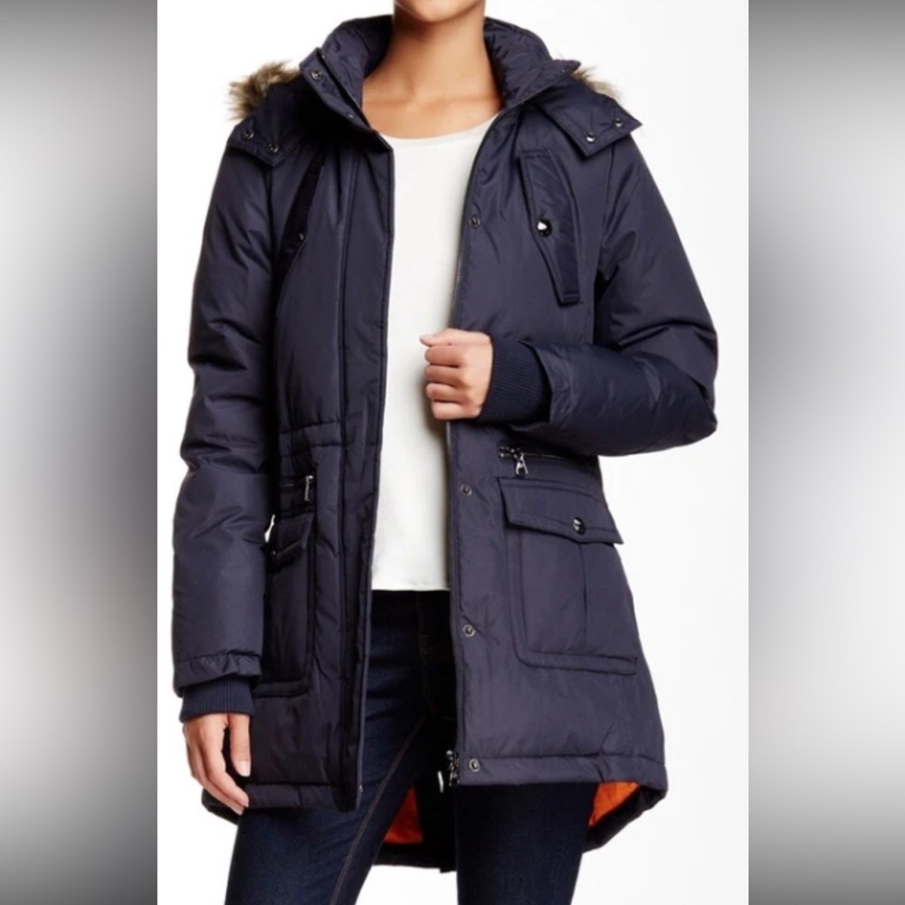 Sam Edelman Puffer Navy Blue Jacket with faux Fur Trim. (S)